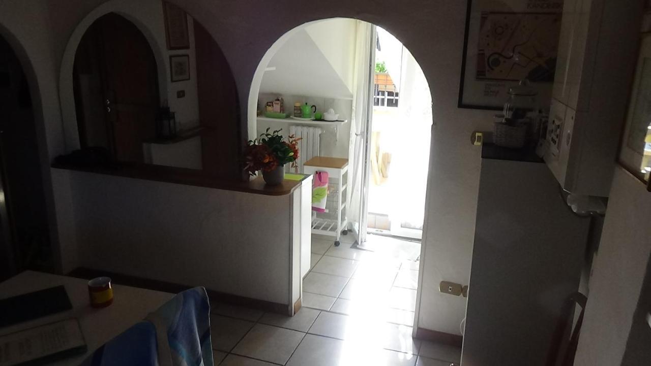 Alloggio Incantevole Sui Tetti Di Bologna Exterior foto
