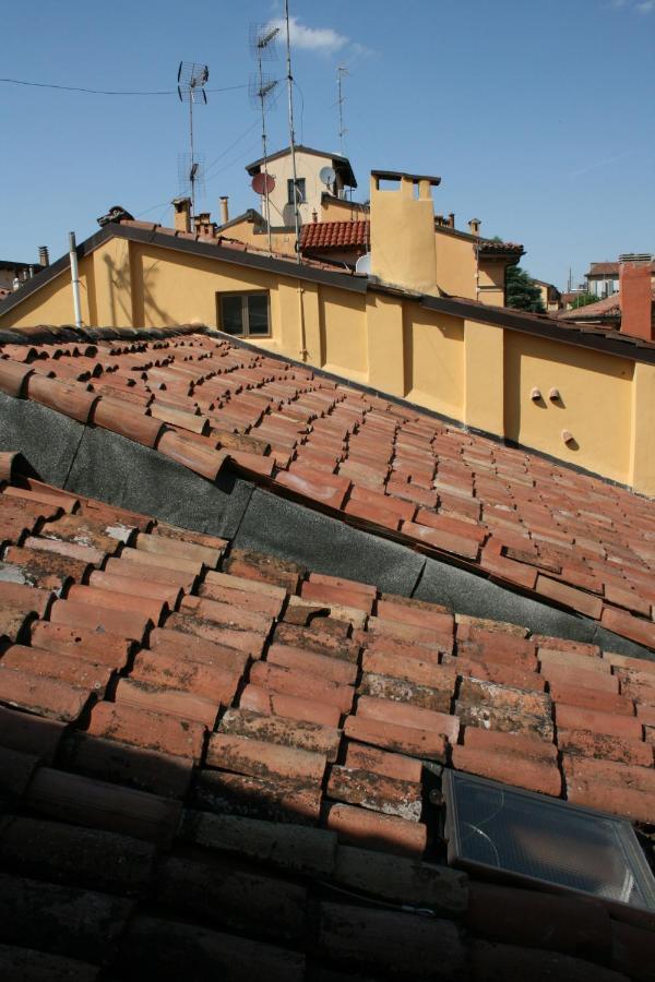 Alloggio Incantevole Sui Tetti Di Bologna Exterior foto